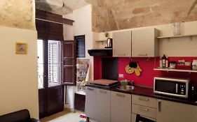 Casamaqueda26, Bilocale indipendente presso palazzo Filangeri-Cutò